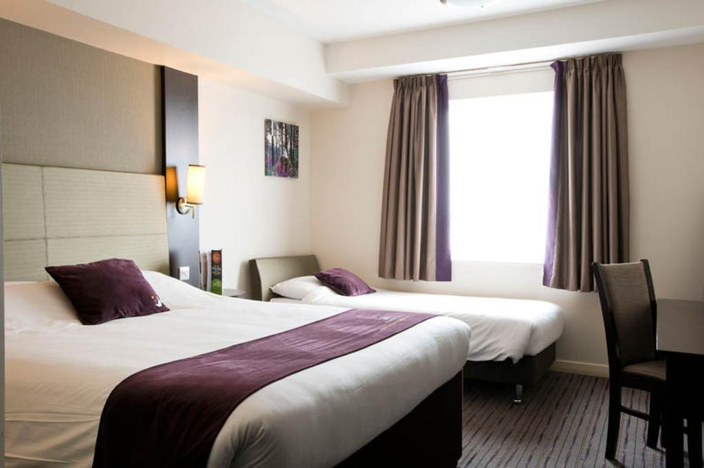 Premier Inn London Edgware Barnet Camera foto