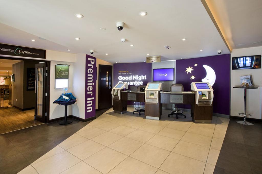 Premier Inn London Edgware Barnet Esterno foto